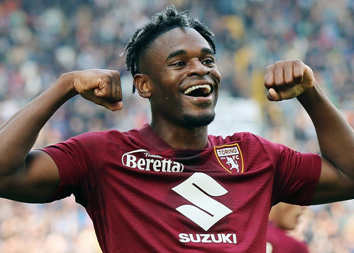 Gol de Duván Zapata en triunfo del Torino sobre Udinese en la Serie A