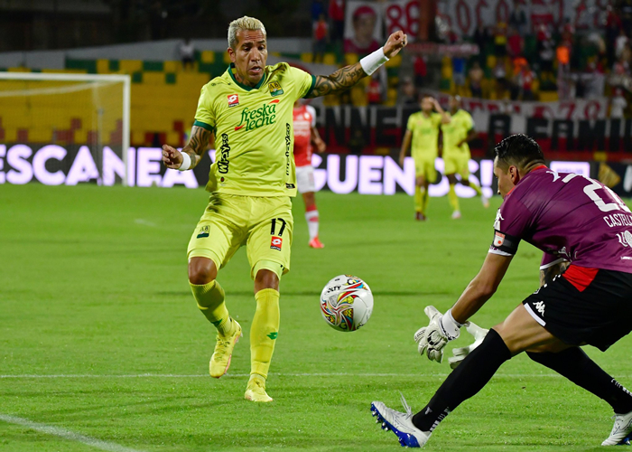 Atlético Bucaramanga Derrotó En El último Minuto A Santa Fe Diario ...