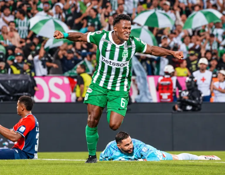 Atlético Nacional derrotó 3×2 al Medellín y es el primer semifinalista de la Copa Betplay