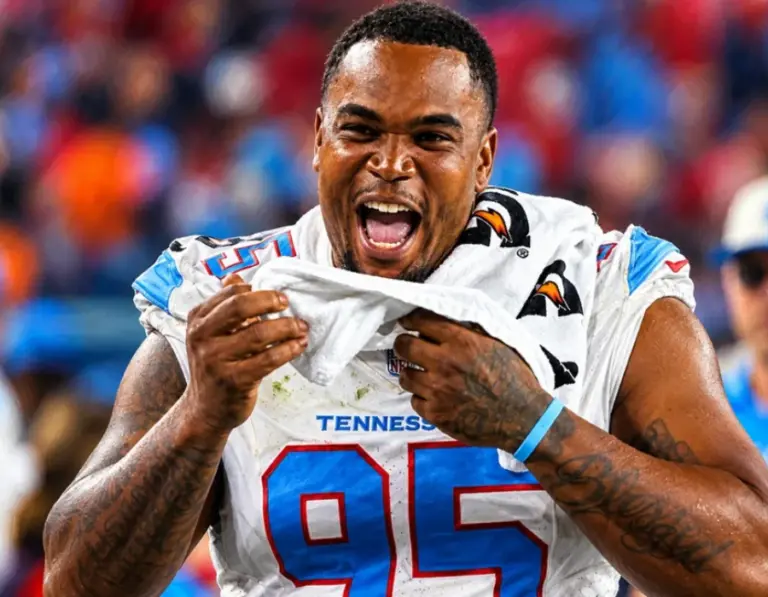Los Tennessee Titans despidieron a Jordan Elliott tras un incidente que no explican