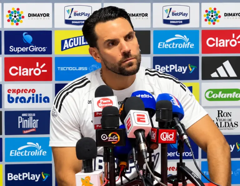 Sebastián Viera sobre las declaraciones de Teo Gutiérrez: “El que tire mensajes negativos atenta contra el club”
